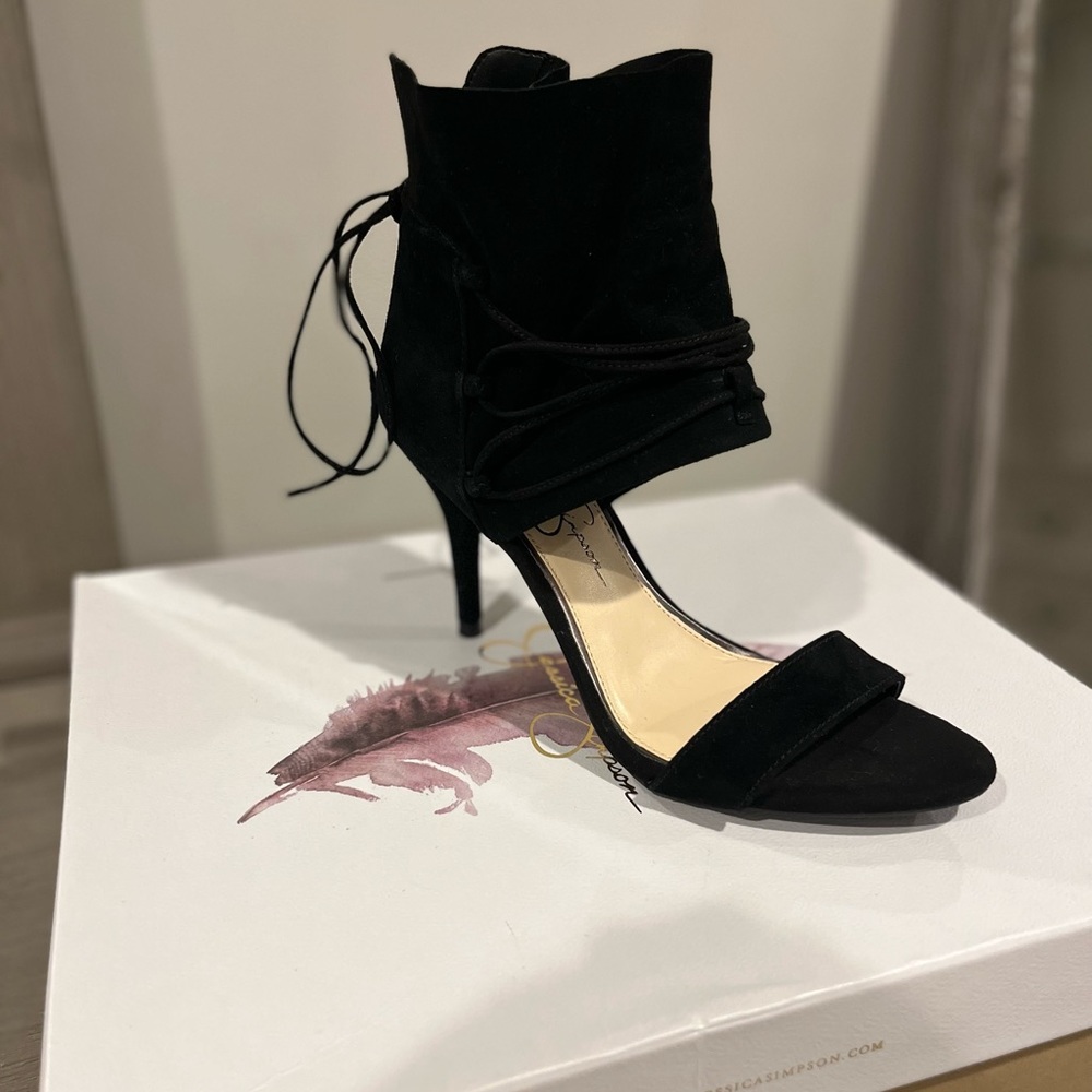Jessica Simpson Madeena Black Suede Size 7 NWT
